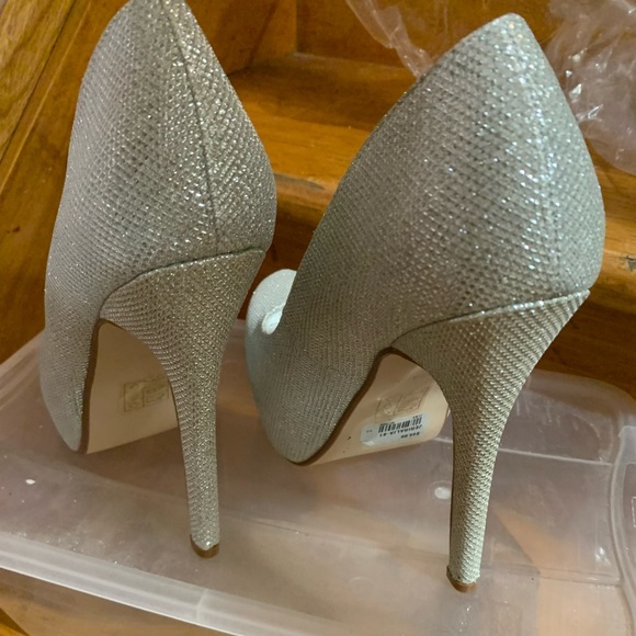 CALL IT SPRING Platform Dress shoe, Size 7.5 - Picture 2 of 6